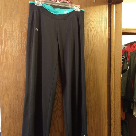 Under Armour Pants - Under Armour All Season Gear Sweats